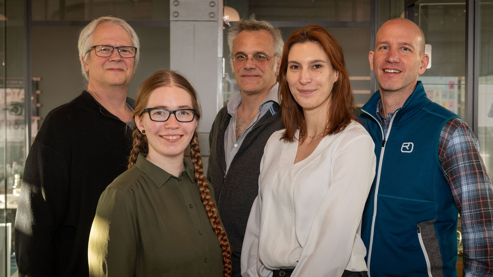 Das Bild zeigt das Team von Citizen Conservation.